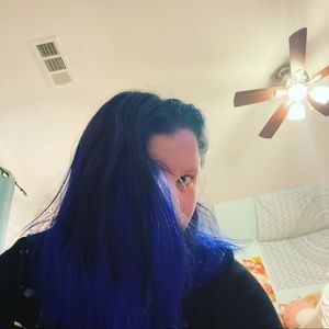 Meet your Posher, Cecilia